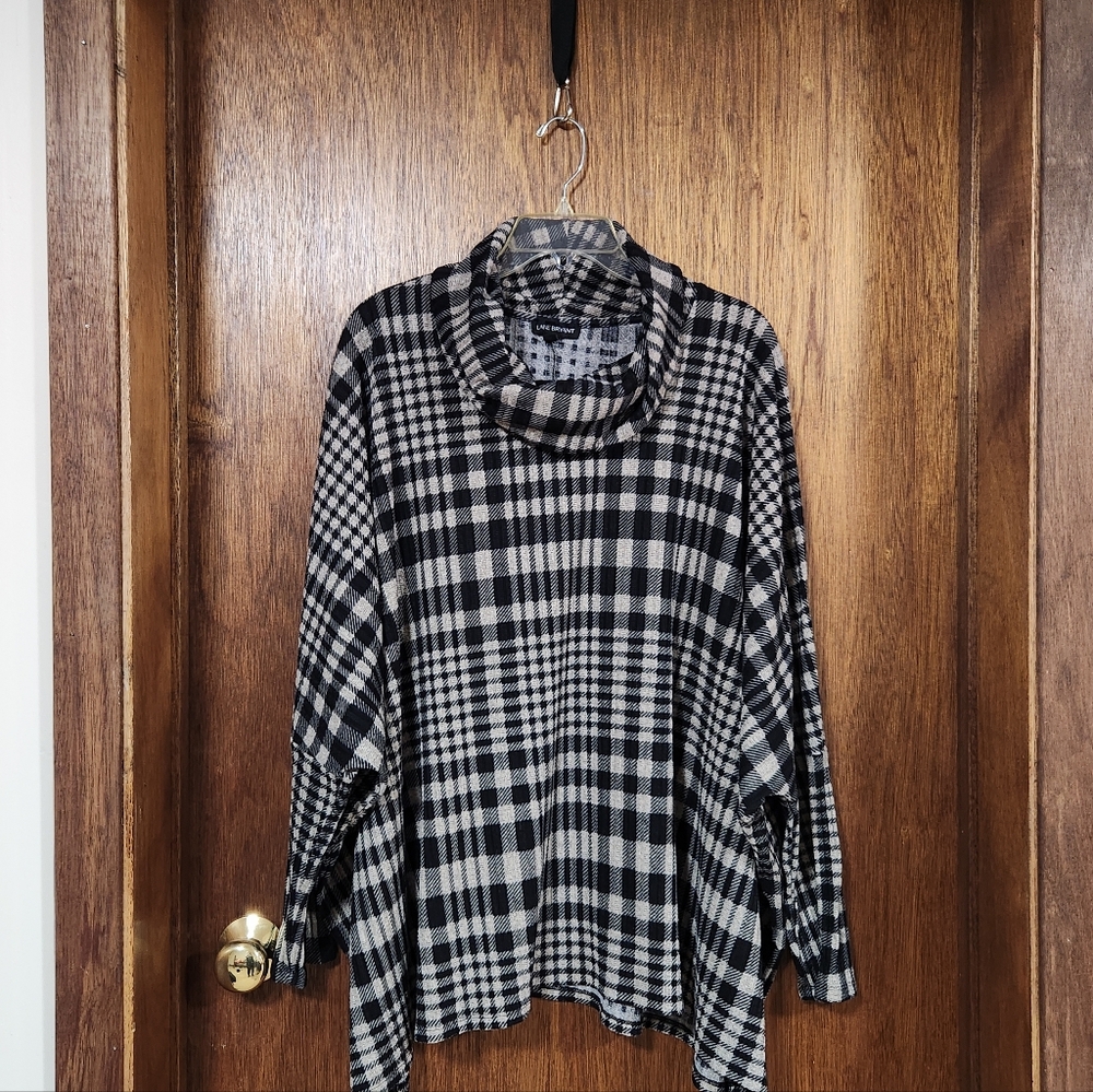 Lane Bryant Black and White Patterned Sweater